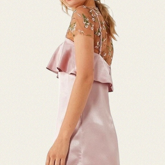 UO x Kimchi Blue Ruffle Satin Slip Dress - Picture 4 of 9